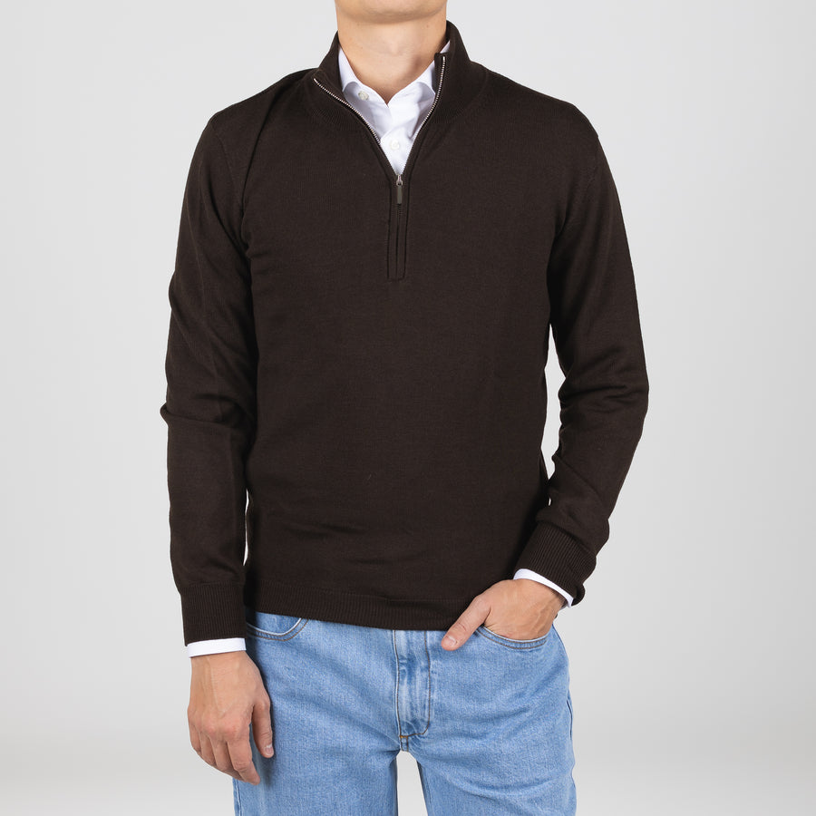 Hálfrennd Peysa - Dökkbrún