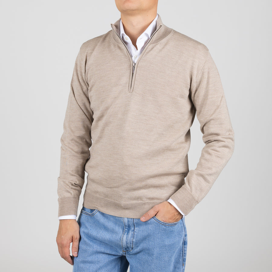 Hálfrennd Peysa - Ljósbrún