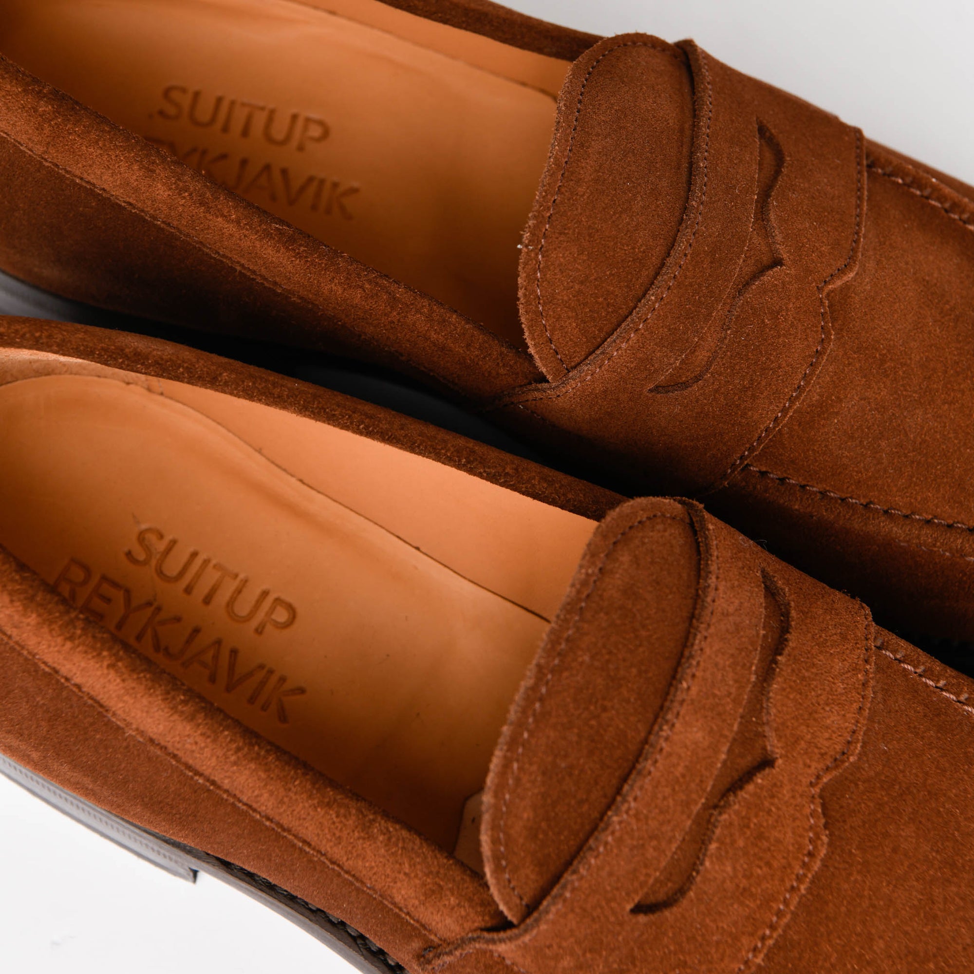 Penny Loafer - Brúnt Rúskinn